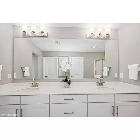 7251 N 74th Ave, Glendale, AZ 85303 photo 14