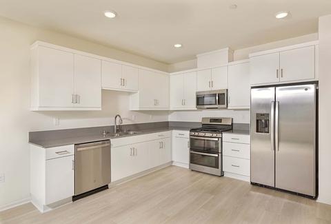 311 Citrine Trl, Fallbrook, CA 92028 photo 3