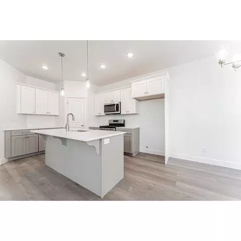 Kitchen - 4675 S Olive Ave, Mapleton, UT 84664 photo 2 of 4
