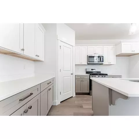 Kitchen - 4675 S Olive Ave, Mapleton, UT 84664 photo 1 of 4