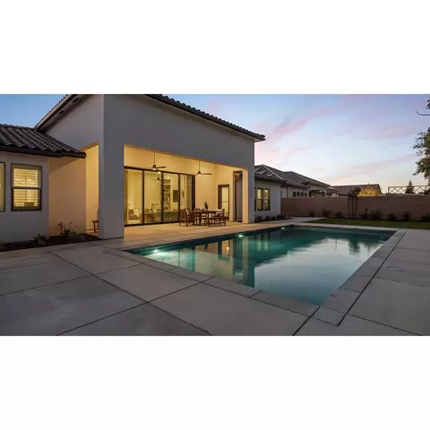 Exterior - 1677 N Twinberry Ave, Clovis, CA 93619 photo 9 of 10