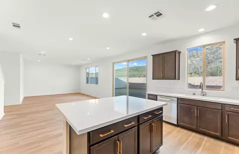 21720 Thomas Ct, Riverside, CA 92507 photo 8