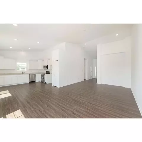 5180 Burton Dr, Springfield, OH 45503 photo 8