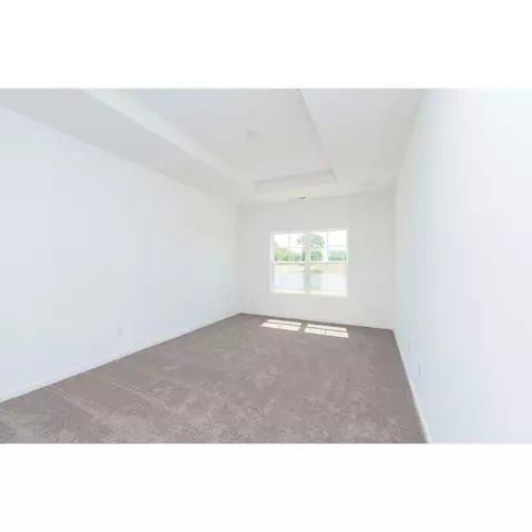 5180 Burton Dr, Springfield, OH 45503 photo 9