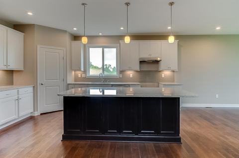3798 Fairmount Cir, Cincinnati, OH 45245 photo 5