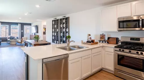 5758 Repeating Way, Von Ormy, TX 78073 photo 13