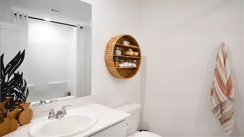 5758 Repeating Way, Von Ormy, TX 78073 photo 9