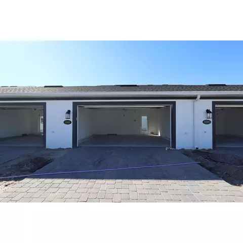 1347 Mount Royal Dr, Saint Cloud, FL 34771 photo 4