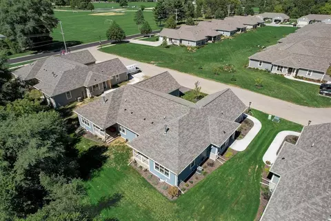 806 Margo Cir, Eagle, WI 53119 photo 12