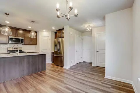 806 Margo Cir, Eagle, WI 53119 photo 9