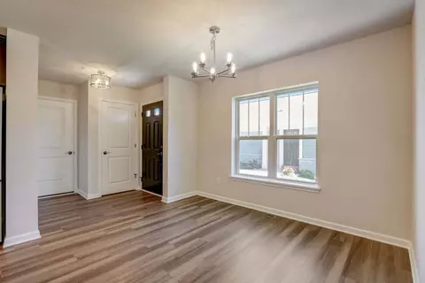 806 Margo Cir, Eagle, WI 53119 photo 7
