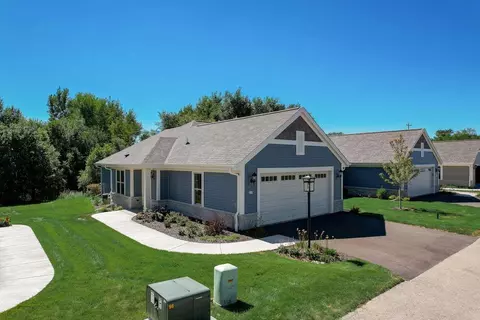 806 Margo Cir, Eagle, WI 53119 photo 6