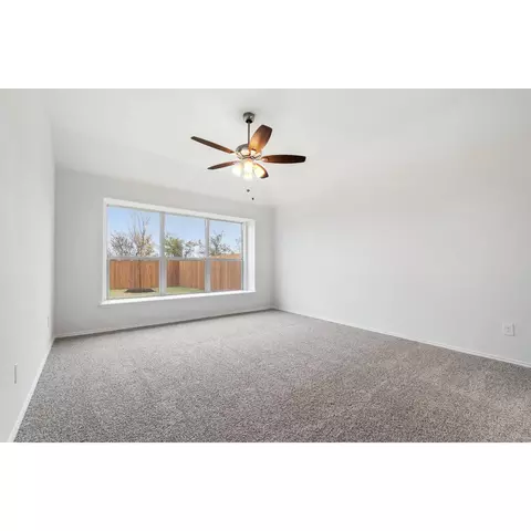 906 Eloise Ln, Cleburne, TX 76033 photo 11