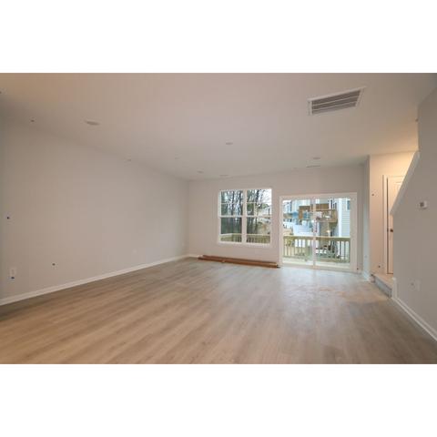 1085 Manorhaven Dr, Durham, NC 27703 photo 4
