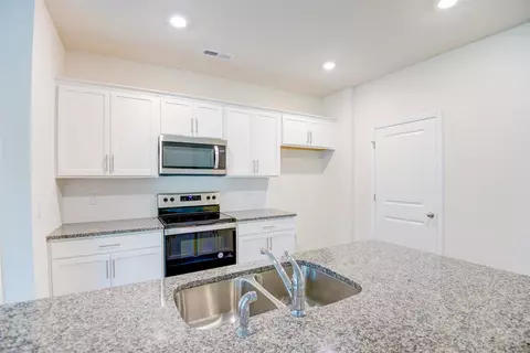 407 Stratton Pl, Washington, NC 27889 photo 15