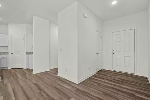 Entry Way - 157 Gladstone Loop, Clayton, NC 27520 photo 1 of 2