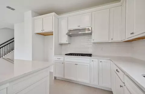 Kitchen - 10016 Patterson Way, Parrish, FL 34219 photo 2 of 3
