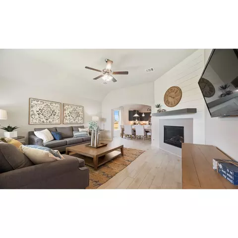 3632 Crosspointe Pass, Angleton, TX 77515 photo 10