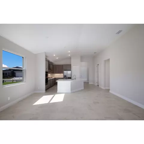 12376 Cedar Pass Trl, Parrish, FL 34219 photo 9