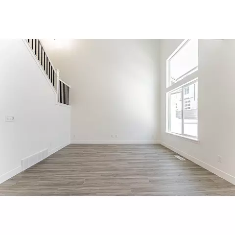 Living - 4671 S Olive Ave, Mapleton, UT 84664 photo 2 of 2