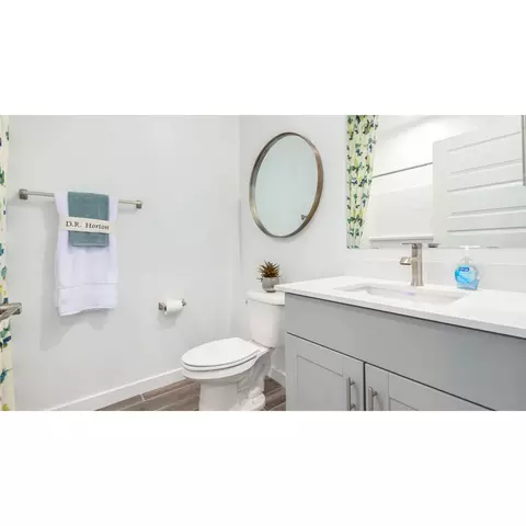 Bath - 14123 E Canidae Dr, Vail, AZ 85641 photo 3 of 3