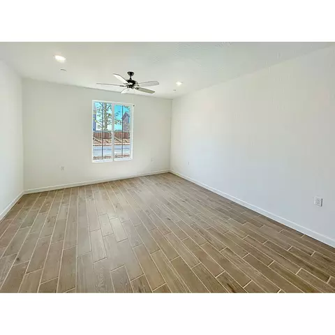 1139 Wildflower Dr, Madera, CA 93636 photo 3
