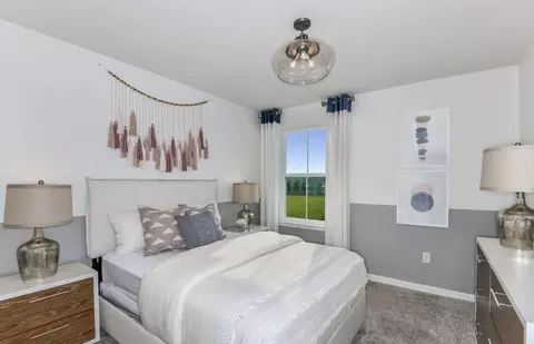 Bedroom - 9808 Crescent Moon Dr, Riverview, FL 33578 photo 3 of 4