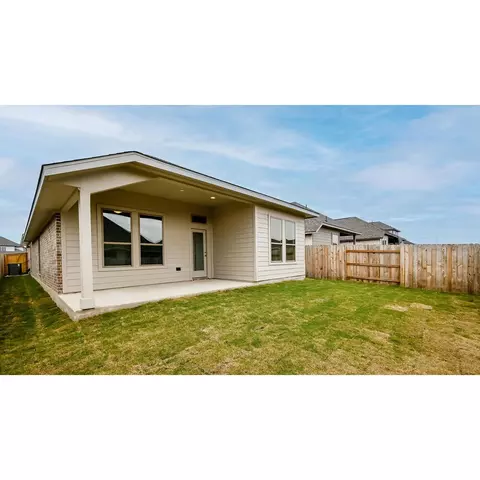 153 Endurance Dr, Kyle, TX 78640 photo 7