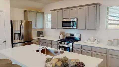 3135 Stonebriar Dr, Conroe, TX 77301 photo 2