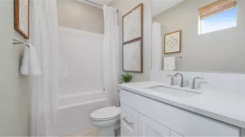 Bath - 26795 Keystone Loop, Valencia, CA 91381 photo 2 of 2