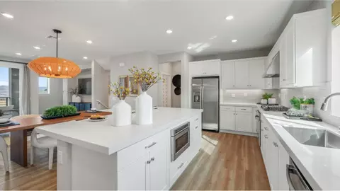 Kitchen - 26795 Keystone Loop, Valencia, CA 91381 photo 2 of 4