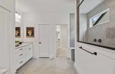 Bath - 2804 Mathis Dr, Celina, TX 75009 photo 3 of 6