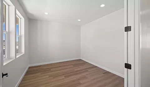 5309 N Cliffrose Dr, Eagle Mountain, UT 84005 photo 11