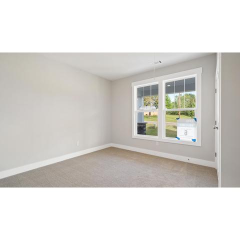228 Iris Dr, Easley, SC 29642 photo 4
