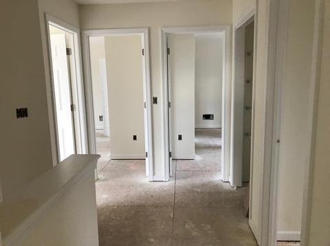 18 Dylan Dr, Suffield, CT 06078 photo 5