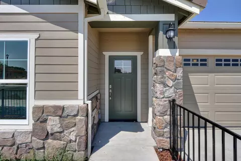 949 Hogan Rd, Galt, CA 95632 photo 7