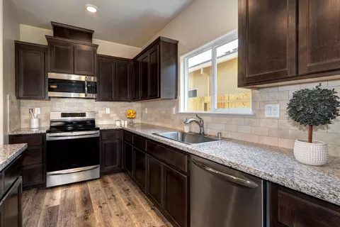 949 Hogan Rd, Galt, CA 95632 photo 31