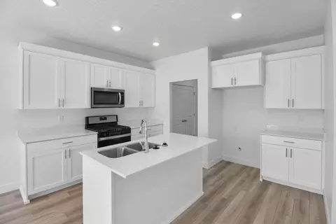 Kitchen - 619 W 550 N, Smithfield, UT 84335 photo 5 of 5