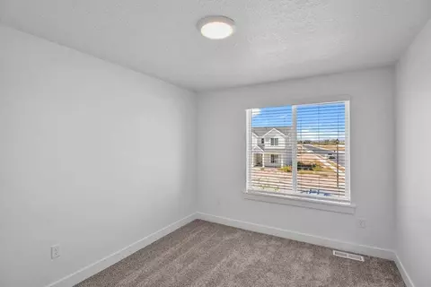 Bedroom - 619 W 550 N, Smithfield, UT 84335 photo 10 of 15