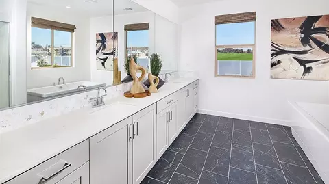 Bath - 122 Mellano Way, Oceanside, CA 92057 photo 1 of 5