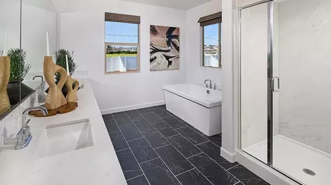 Bath - 122 Mellano Way, Oceanside, CA 92057 photo 2 of 5