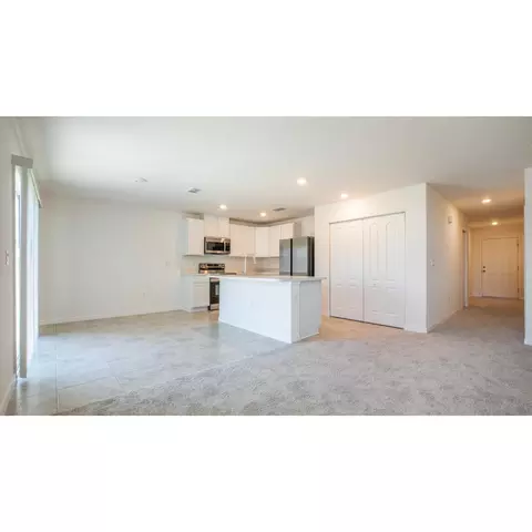 Living - 11252 Libby Rd, Spring Hill, FL 34609 photo 2 of 5
