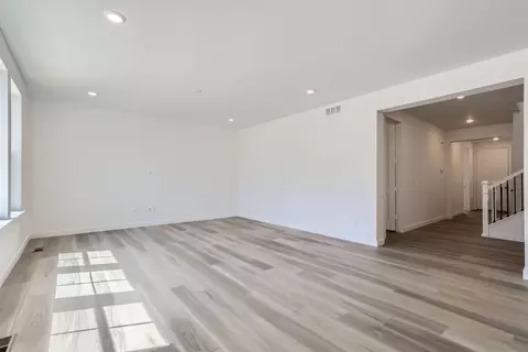 24426 Evans Dr, Aurora, CO 80018 photo 4