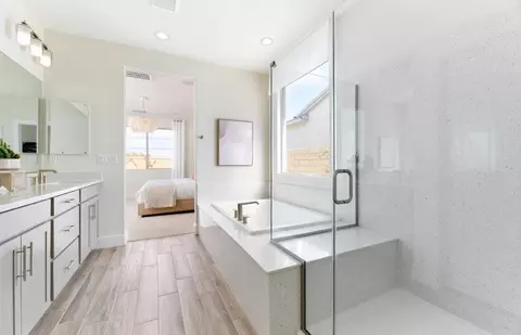 Bath - 21492 Thomas Ct, Riverside, CA 92507 photo 1 of 1