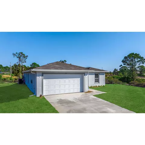 Exterior - 3191 E John Ln, Inverness, FL 34453 photo 4 of 17
