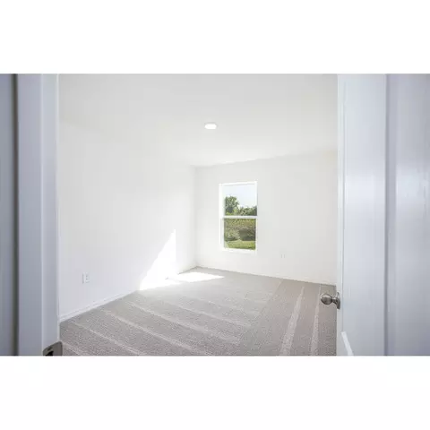 Bedroom - 3191 E John Ln, Inverness, FL 34453 photo 10 of 14