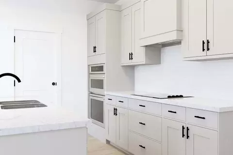 Kitchen - 34 S Starlight Ln, Mapleton, UT 84664 photo 3 of 3