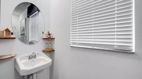 Bath - 20480 Verawood Loop, Estero, FL 33928 photo 3 of 5