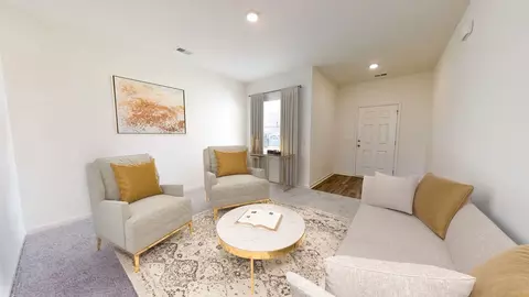 Living - 7824 Sudbury Cir, Covington, GA 30014 photo 1 of 2
