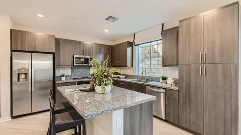 2000 Dewdrop, Upland, CA 91786 photo 2